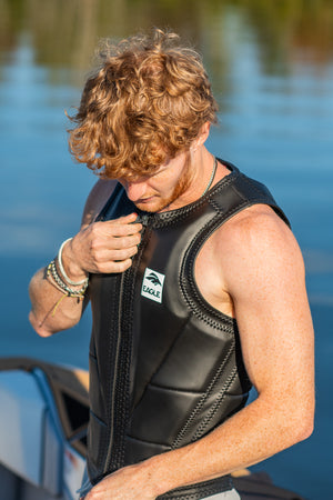 Eagle Men's Xtend Pro Glideskin Tech Vest - Black
